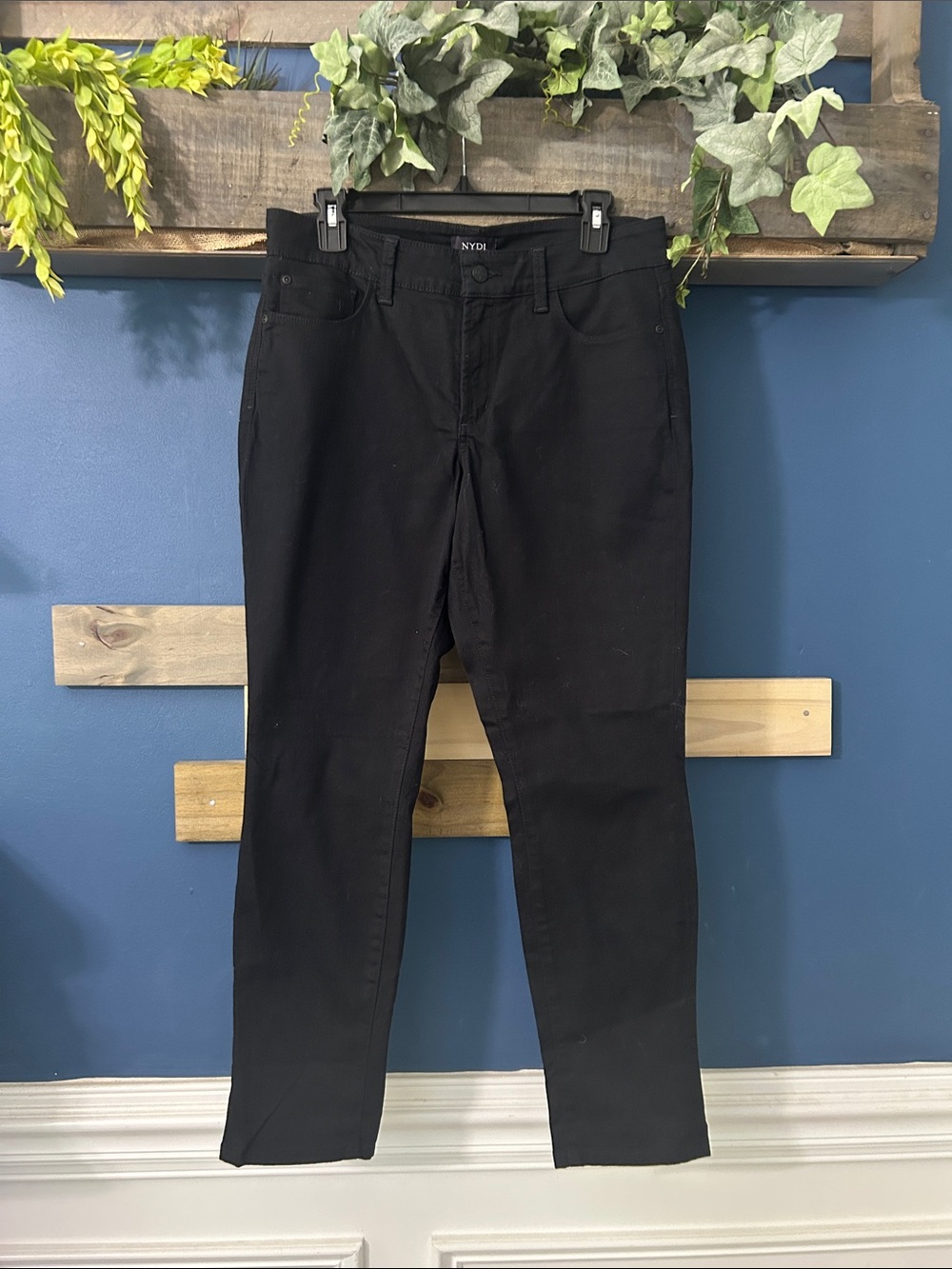 NYDJ Classic Convertible Ankle-Length Jean Size 6 NWOT